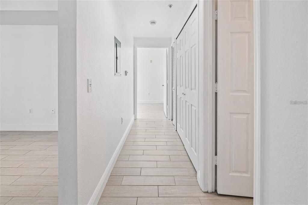 For Rent: $2,050 (2 beds, 2 baths, 1112 Square Feet)