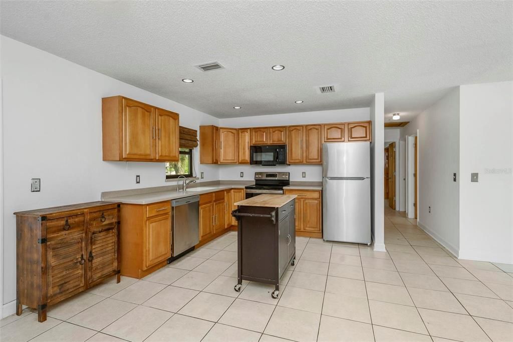 En Venta: $369,900 (3 camas, 2 baños, 1176 Pies cuadrados)