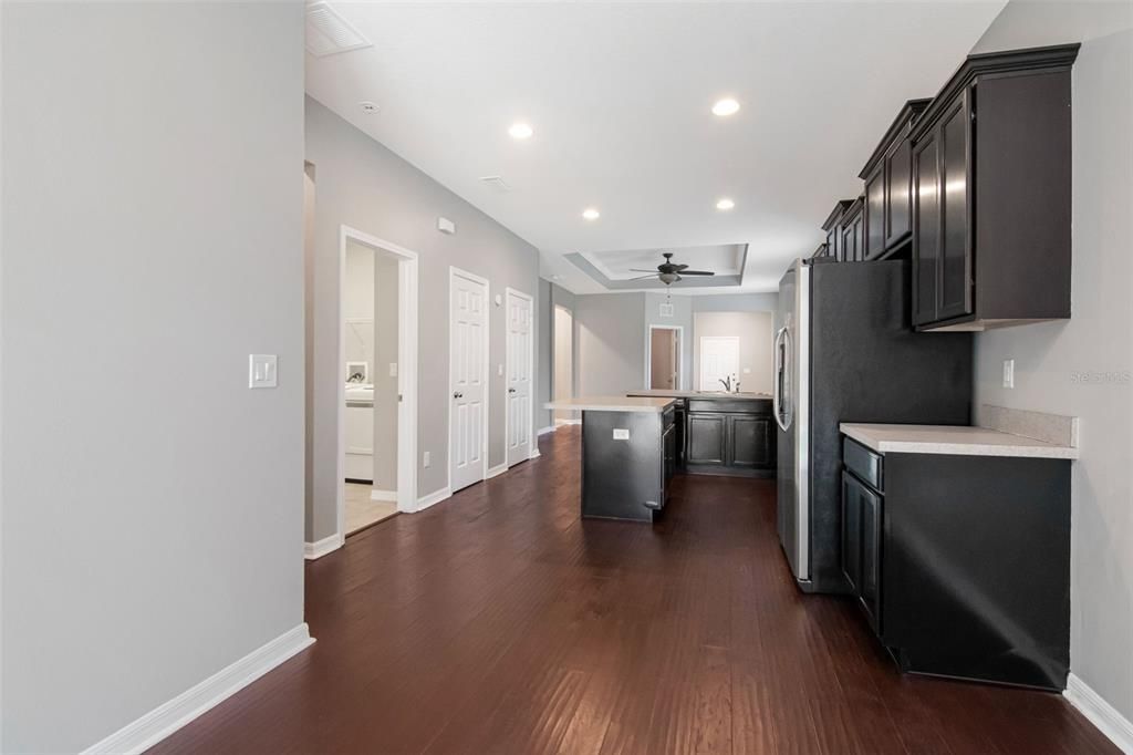 For Sale: $350,000 (3 beds, 2 baths, 1551 Square Feet)