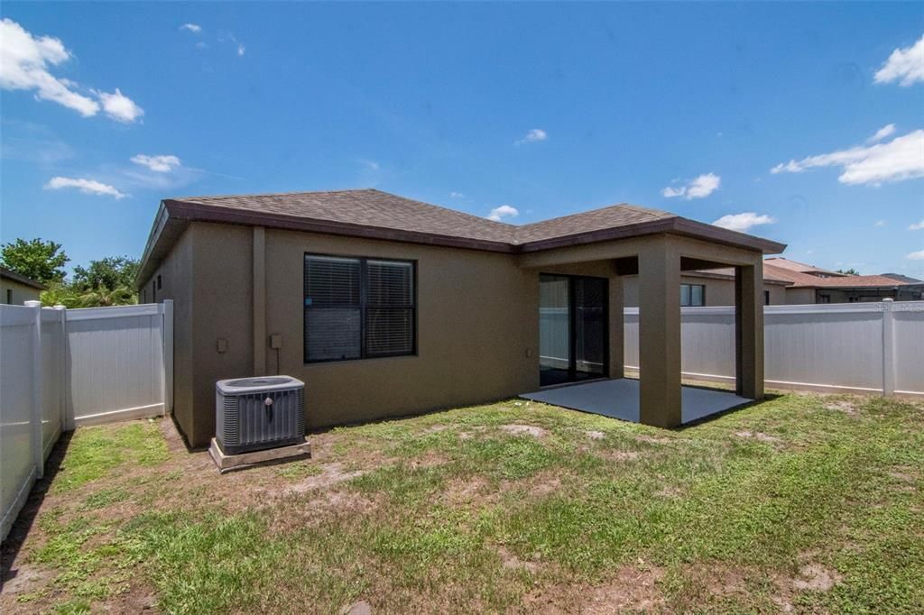 For Sale: $350,000 (3 beds, 2 baths, 1551 Square Feet)