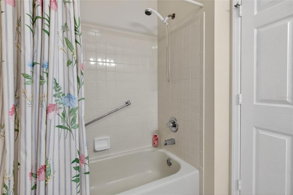 For Sale: $219,500 (2 beds, 2 baths, 1569 Square Feet)