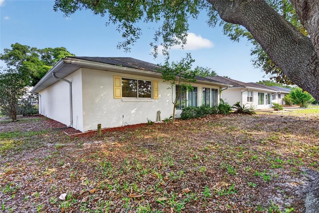 For Sale: $219,500 (2 beds, 2 baths, 1569 Square Feet)