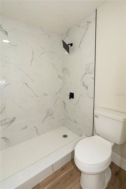 En Venta: $415,000 (3 camas, 2 baños, 1570 Pies cuadrados)