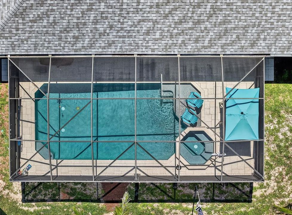 En Venta: $719,000 (4 camas, 2 baños, 2299 Pies cuadrados)