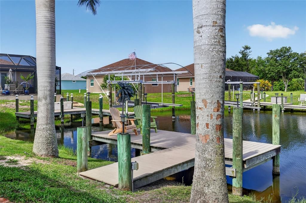 En Venta: $719,000 (4 camas, 2 baños, 2299 Pies cuadrados)