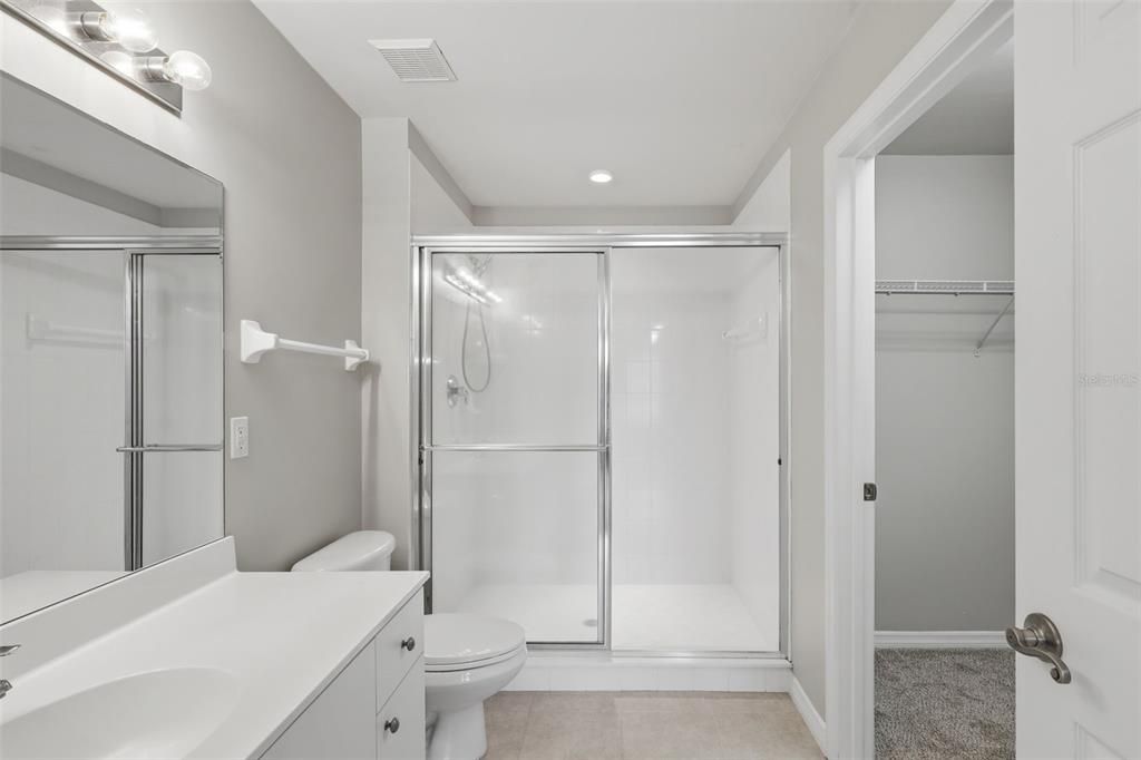 En Venta: $325,000 (3 camas, 3 baños, 1794 Pies cuadrados)