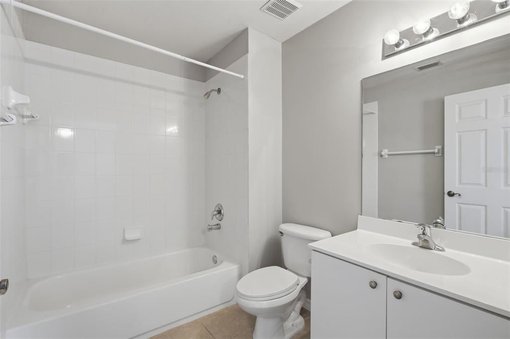 En Venta: $325,000 (3 camas, 3 baños, 1794 Pies cuadrados)
