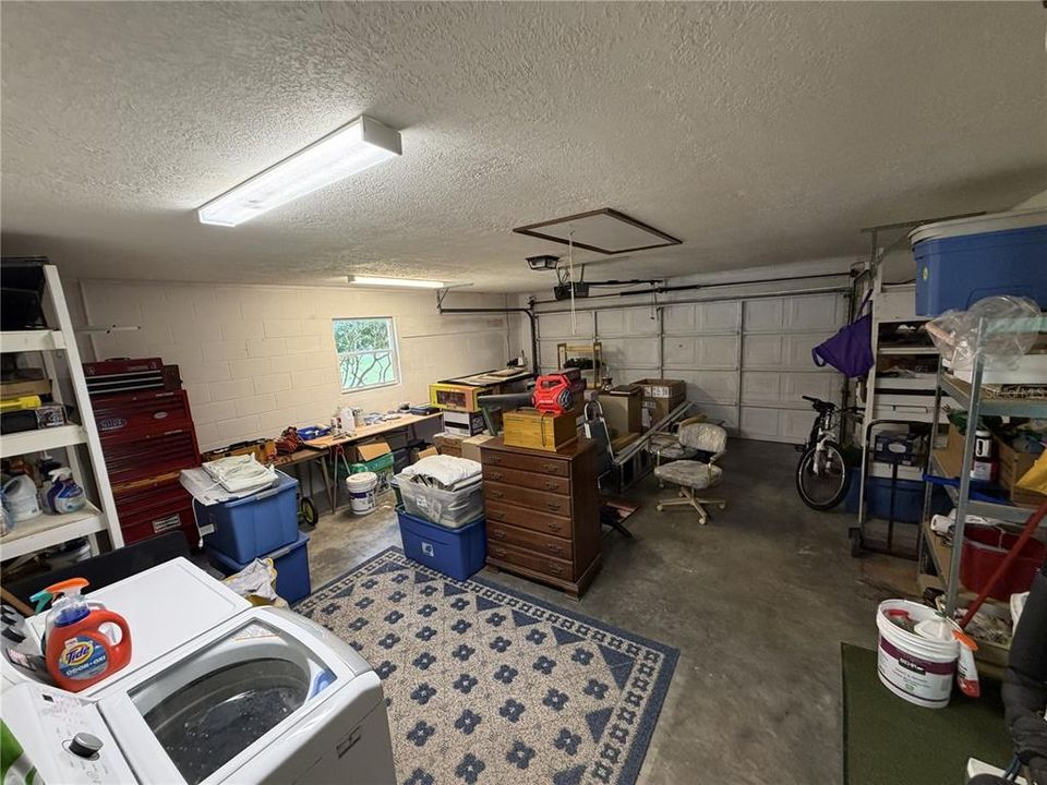 For Sale: $289,900 (3 beds, 2 baths, 1352 Square Feet)