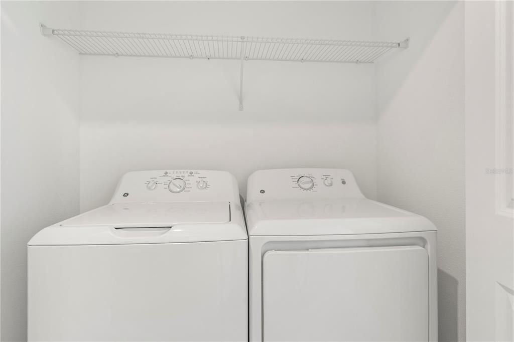 В аренду: $1,845 (2 спален, 2 ванн, 1216 Квадратных фут)