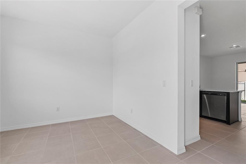 В аренду: $1,845 (2 спален, 2 ванн, 1216 Квадратных фут)