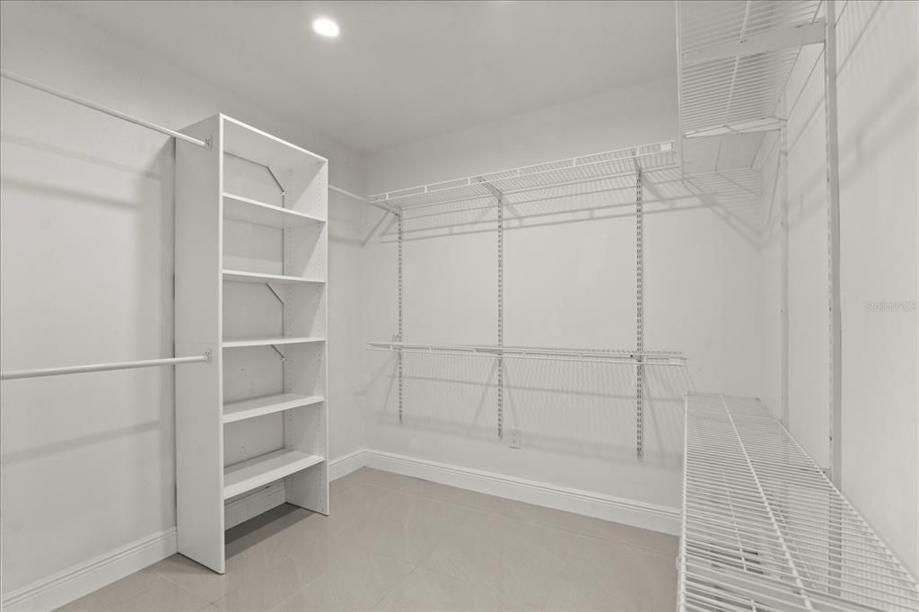 В аренду: $4,350 (4 спален, 3 ванн, 2449 Квадратных фут)