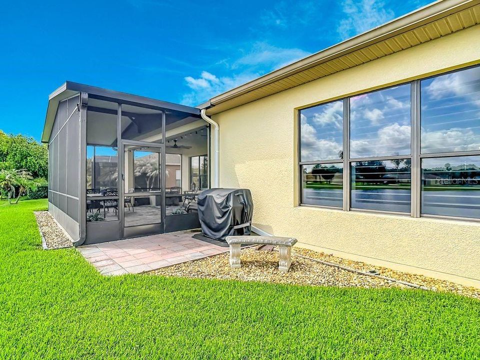 En Venta: $410,000 (2 camas, 2 baños, 2211 Pies cuadrados)
