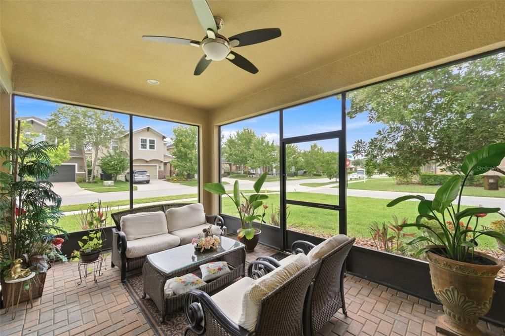 For Sale: $460,000 (3 beds, 2 baths, 1975 Square Feet)