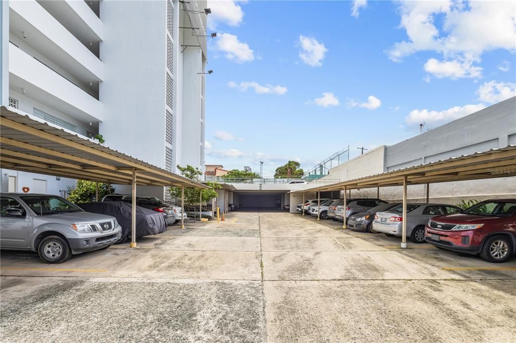 For Sale: $320,000 (3 beds, 2 baths, 1163 Square Feet)