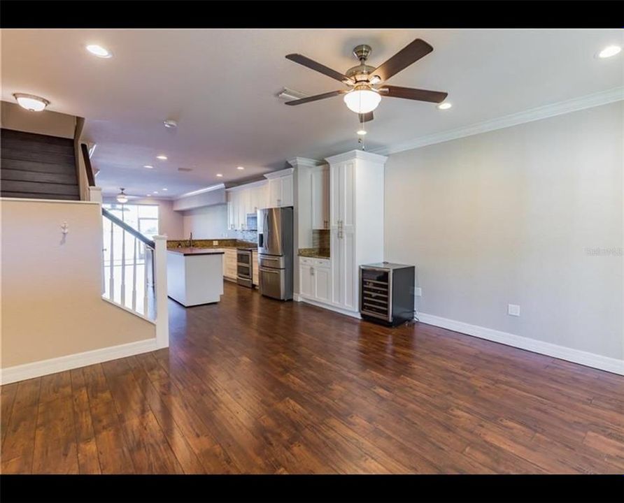 For Sale: $450,000 (3 beds, 2 baths, 2528 Square Feet)