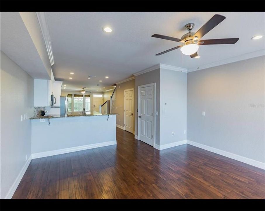 For Sale: $450,000 (3 beds, 2 baths, 2528 Square Feet)