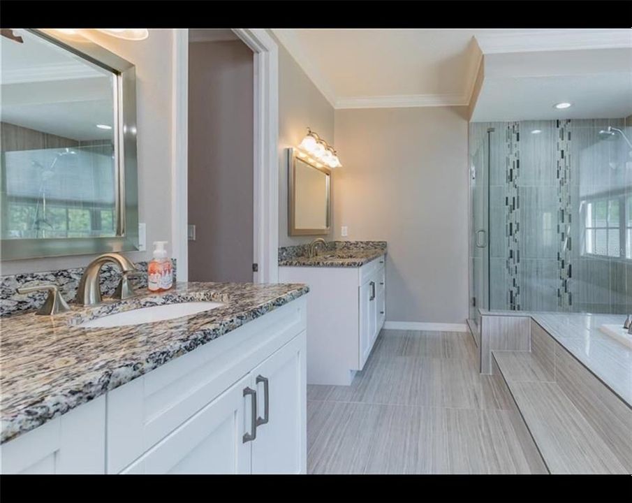 For Sale: $450,000 (3 beds, 2 baths, 2528 Square Feet)