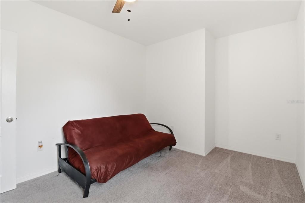 For Sale: $450,000 (4 beds, 2 baths, 1864 Square Feet)
