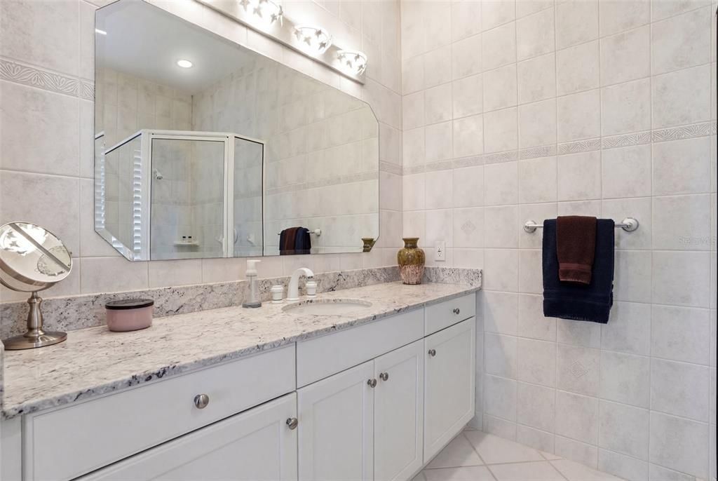 En Venta: $4,400,000 (4 camas, 3 baños, 3630 Pies cuadrados)