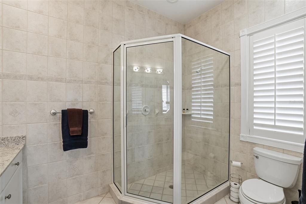 En Venta: $4,400,000 (4 camas, 3 baños, 3630 Pies cuadrados)
