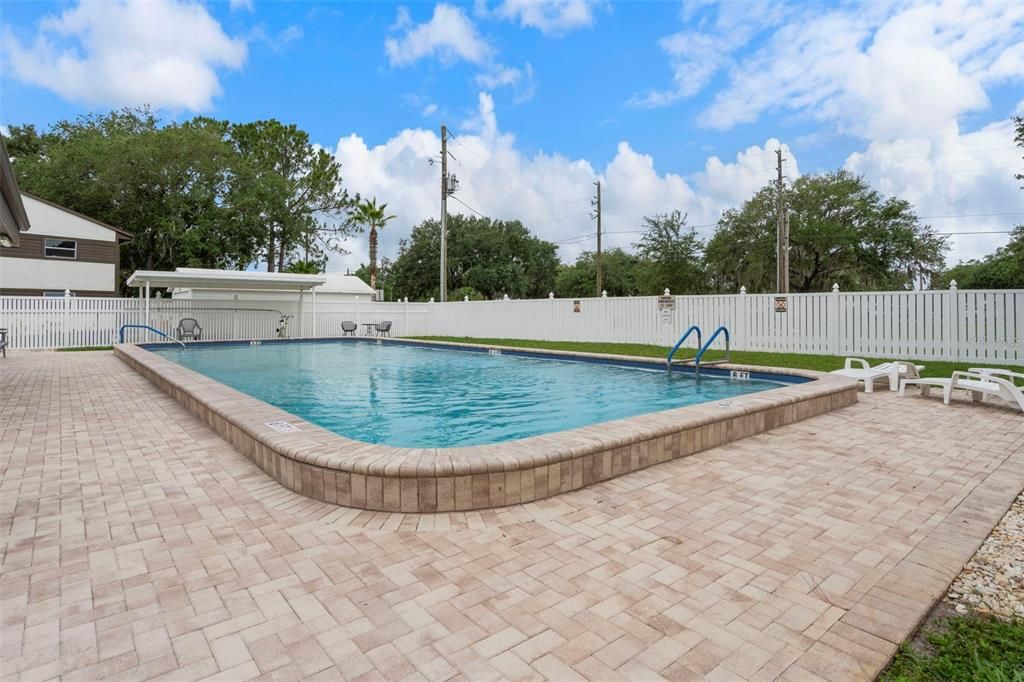 For Sale: $124,900 (2 beds, 2 baths, 1135 Square Feet)