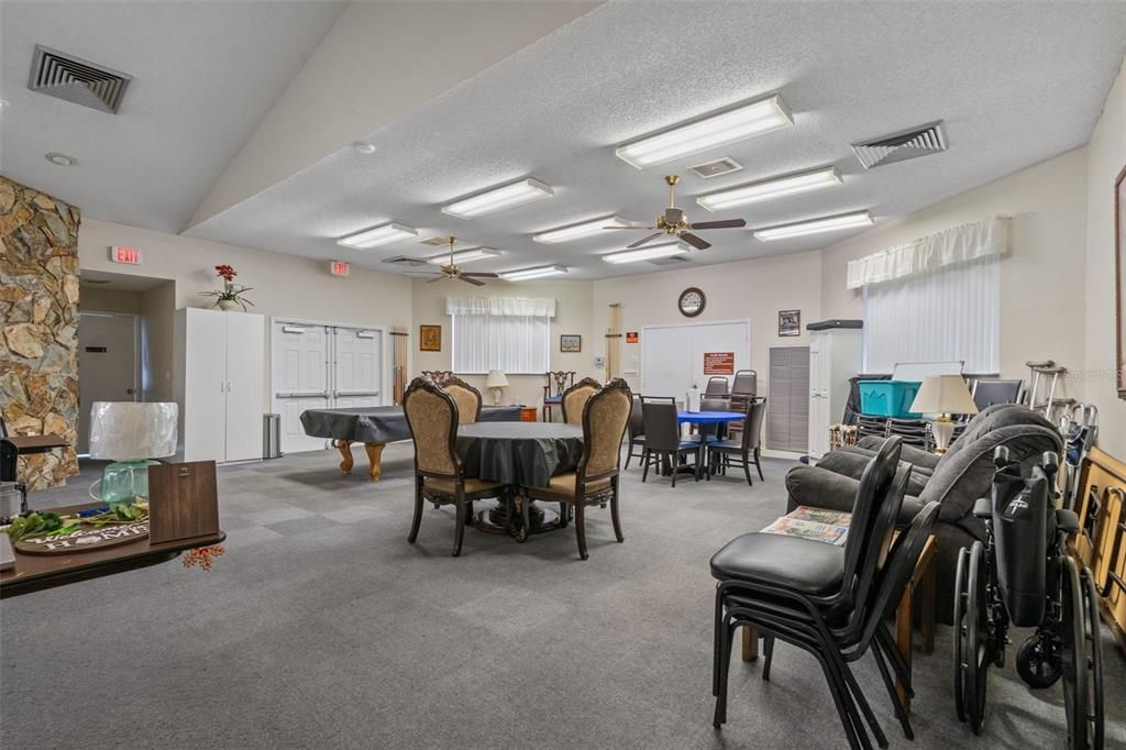 For Sale: $124,900 (2 beds, 2 baths, 1135 Square Feet)
