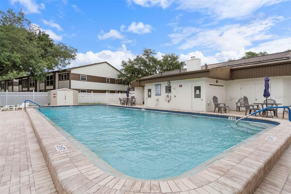 For Sale: $124,900 (2 beds, 2 baths, 1135 Square Feet)