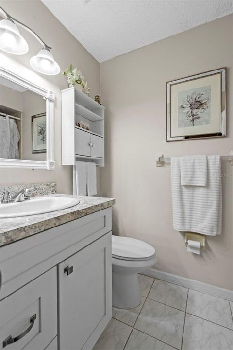 For Sale: $124,900 (2 beds, 2 baths, 1135 Square Feet)