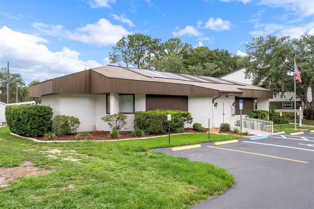 For Sale: $124,900 (2 beds, 2 baths, 1135 Square Feet)