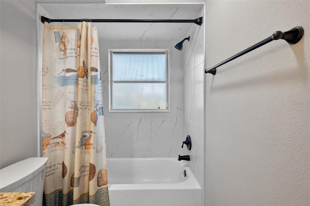 For Sale: $175,000 (2 beds, 2 baths, 1584 Square Feet)