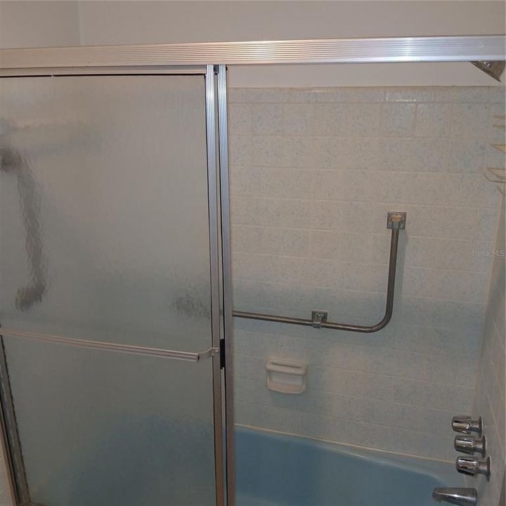 На продажу: $233,000 (3 спален, 2 ванн, 1372 Квадратных фут)