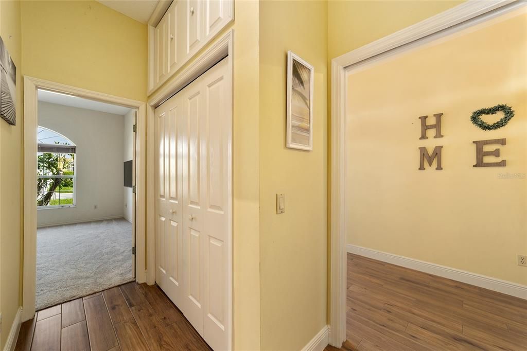 For Sale: $725,000 (3 beds, 2 baths, 2551 Square Feet)