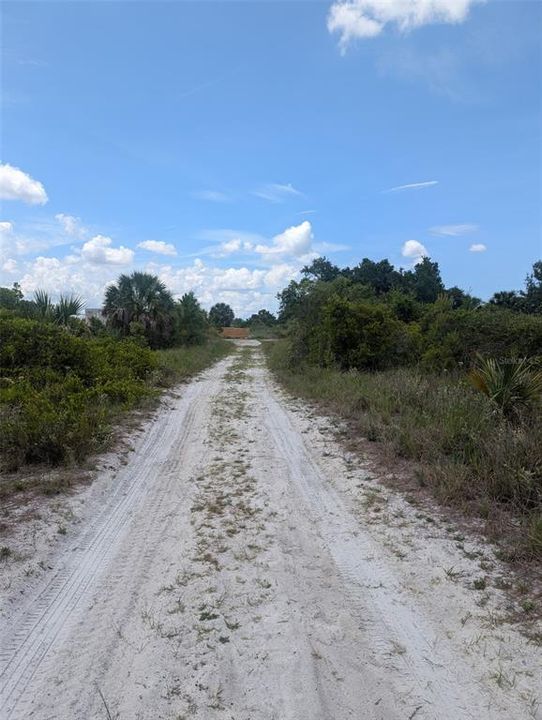 En Venta: $14,500 (0.23 acres)