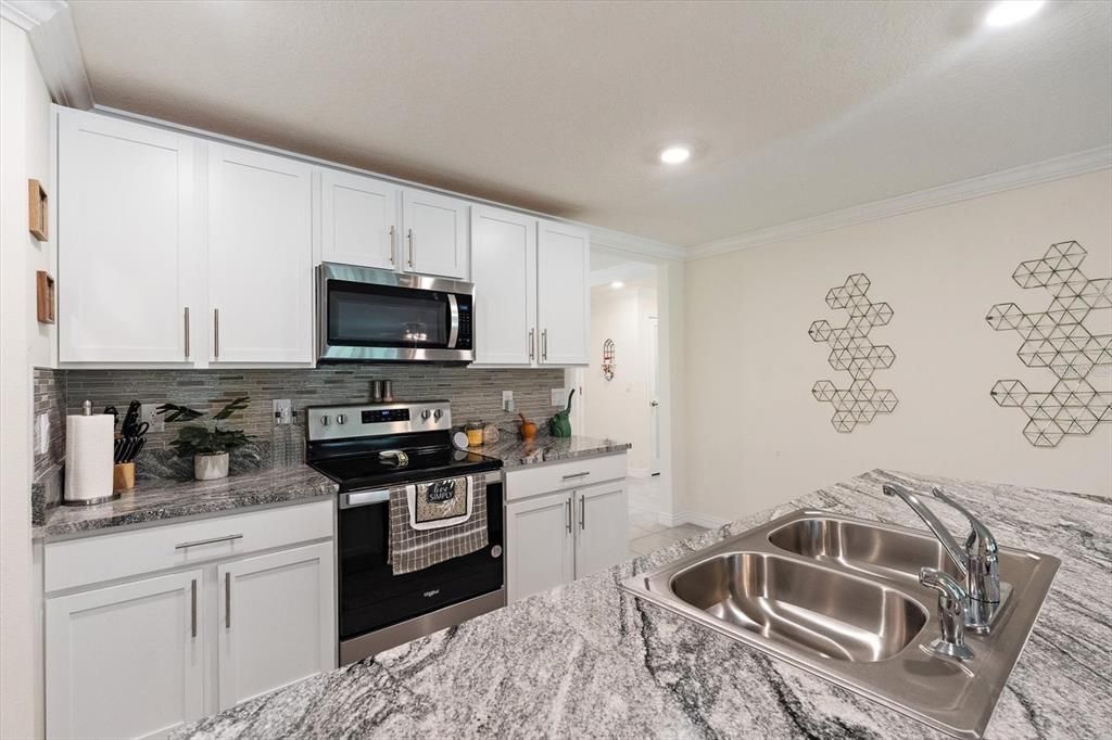 En Venta: $399,999 (4 camas, 2 baños, 1846 Pies cuadrados)