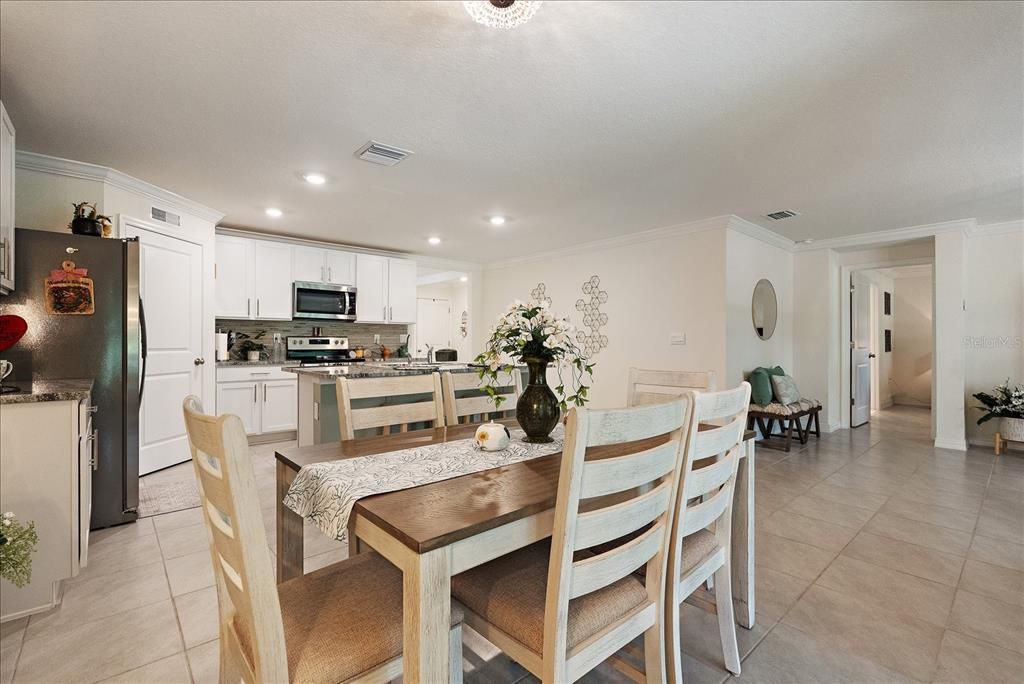 En Venta: $399,999 (4 camas, 2 baños, 1846 Pies cuadrados)