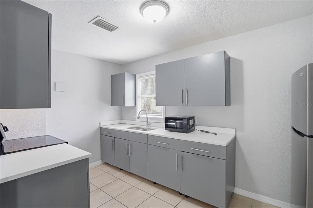 En Venta: $379,999 (3 camas, 2 baños, 1052 Pies cuadrados)