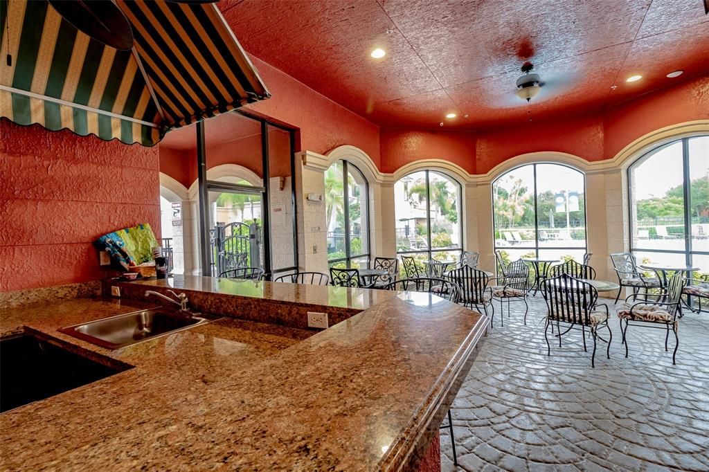 For Sale: $229,000 (2 beds, 2 baths, 1140 Square Feet)