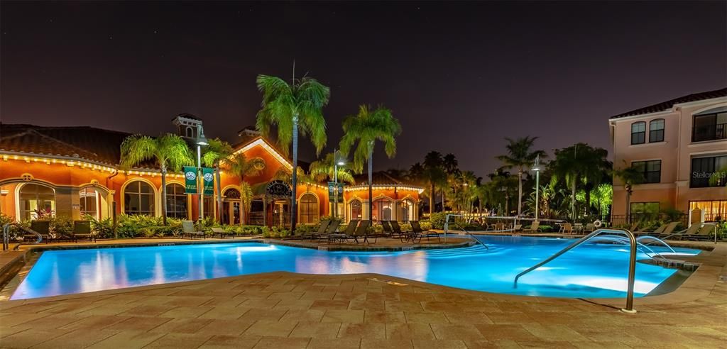For Sale: $229,000 (2 beds, 2 baths, 1140 Square Feet)