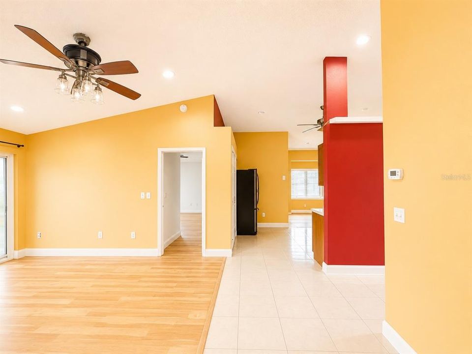 For Rent: $2,200 (3 beds, 2 baths, 1614 Square Feet)