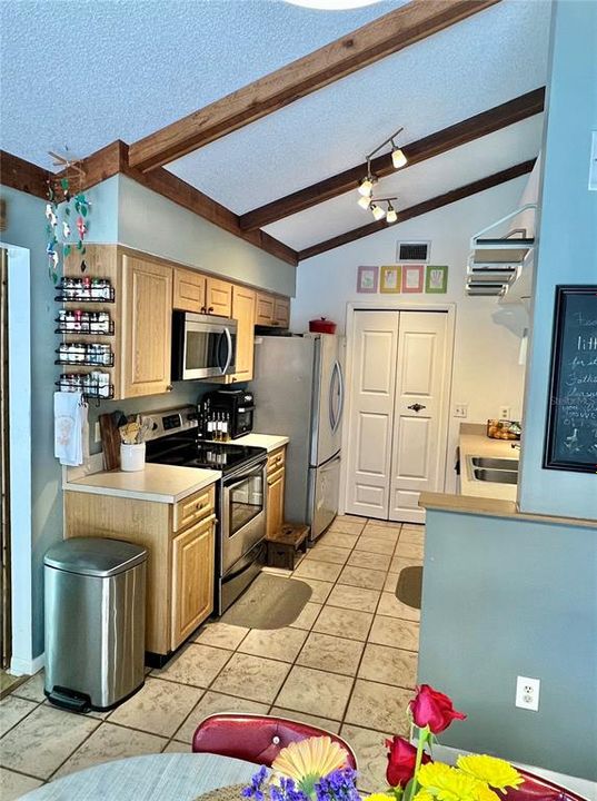 For Sale: $497,500 (4 beds, 2 baths, 2110 Square Feet)