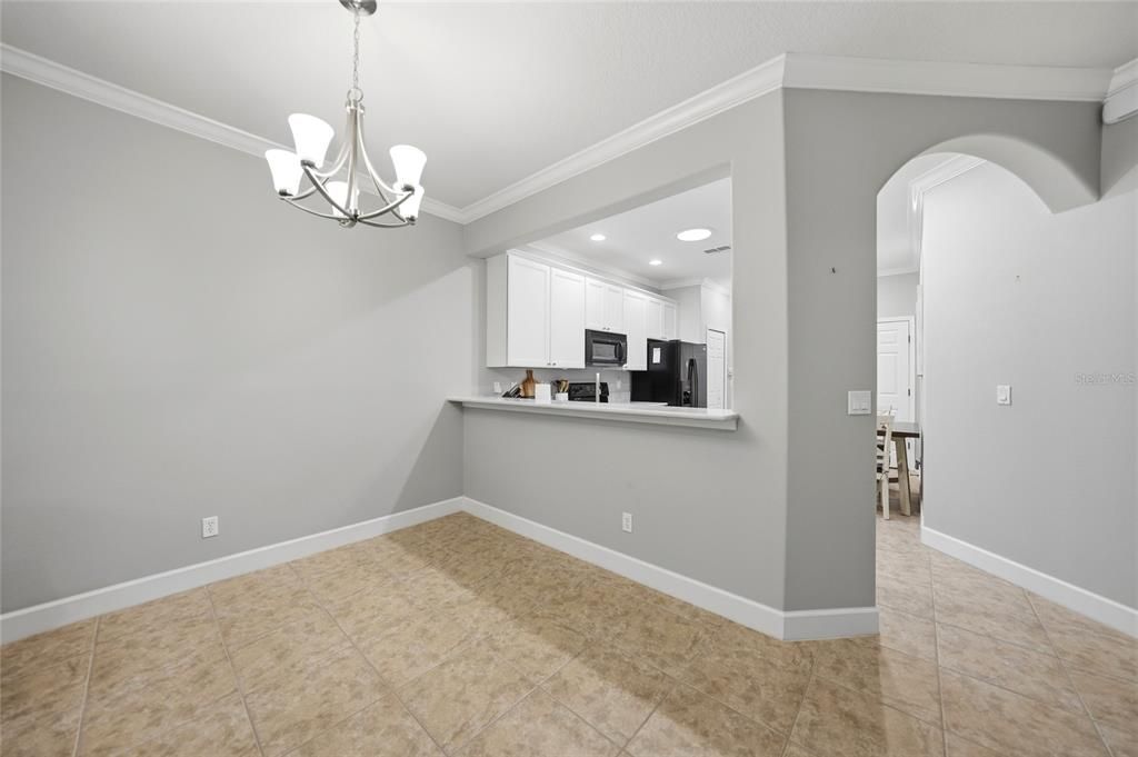 For Sale: $245,000 (2 beds, 2 baths, 1426 Square Feet)