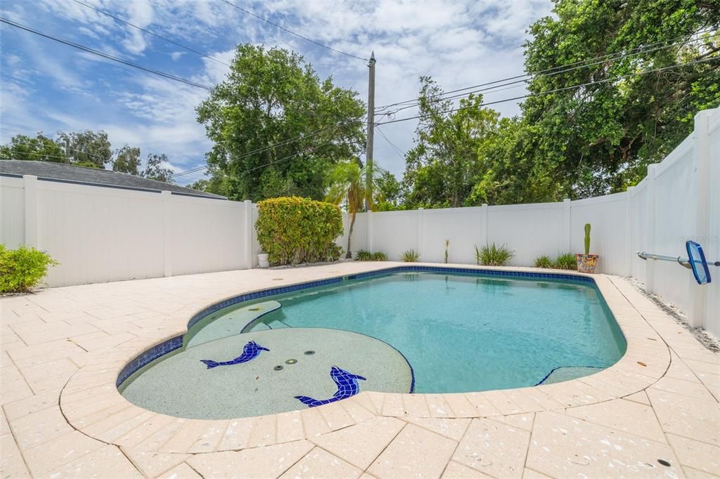 For Sale: $425,000 (3 beds, 2 baths, 1266 Square Feet)