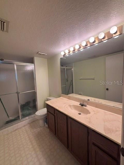 В аренду: $1,800 (2 спален, 2 ванн, 1071 Квадратных фут)