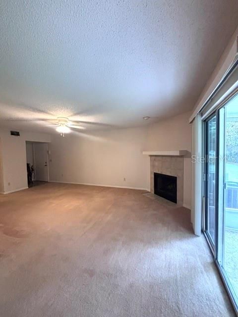 В аренду: $1,800 (2 спален, 2 ванн, 1071 Квадратных фут)