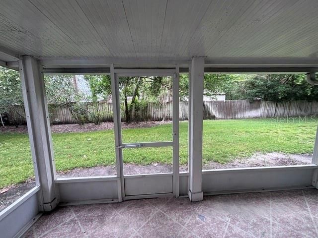 В аренду: $1,800 (2 спален, 2 ванн, 1071 Квадратных фут)