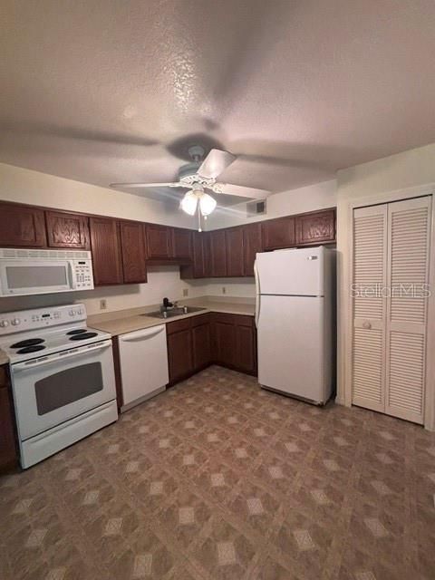 В аренду: $1,800 (2 спален, 2 ванн, 1071 Квадратных фут)