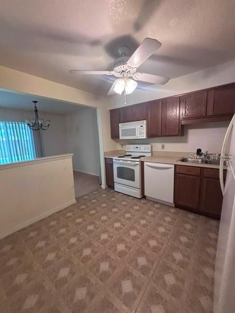 В аренду: $1,800 (2 спален, 2 ванн, 1071 Квадратных фут)