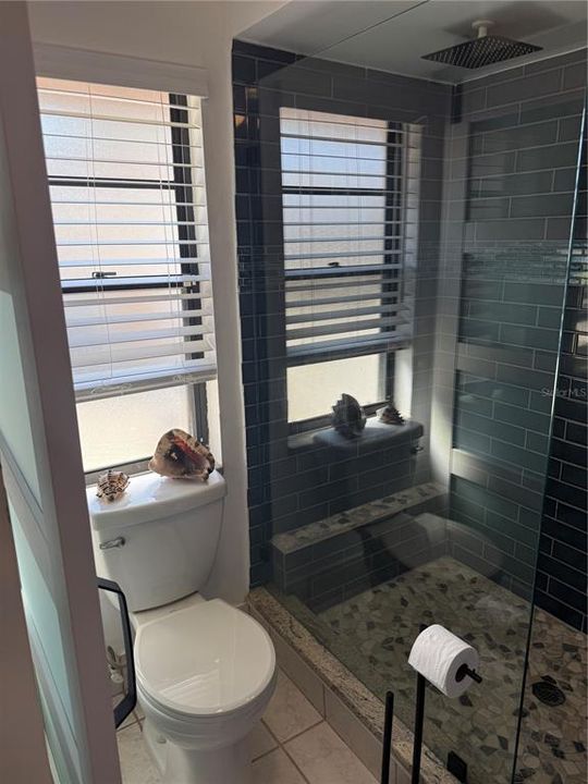 En Venta: $450,000 (3 camas, 2 baños, 1844 Pies cuadrados)