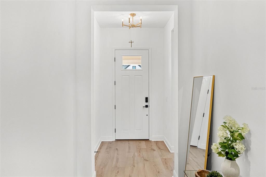 En Venta: $575,000 (4 camas, 3 baños, 2995 Pies cuadrados)