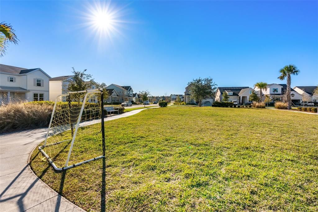En Venta: $575,000 (4 camas, 3 baños, 2995 Pies cuadrados)
